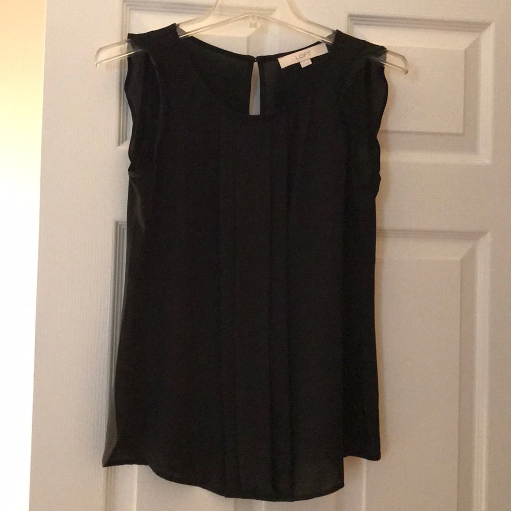 Sleeveless blouse